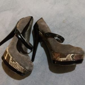 Jessica Simpson Grey Suede/Snakeskin Platform Heels